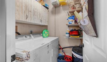 280 Carmel Woods Dr, Ballwin, MO 63021