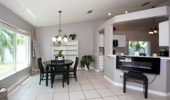 122 ISLAND WATER Way, Apollo Beach, FL 33572