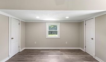 810 Sanders St, Athens, AL 35611
