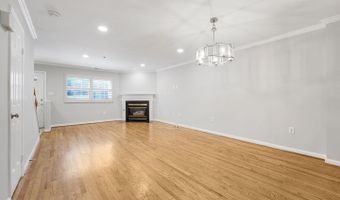 3004 S GLEBE Rd, Arlington, VA 22206