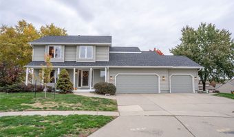1110 Sandalwood Ct SW, Altoona, IA 50009
