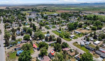 332 Arthur St, American Falls, ID 83211