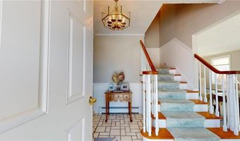 410 Wandsworth St, Narragansett, RI 02882