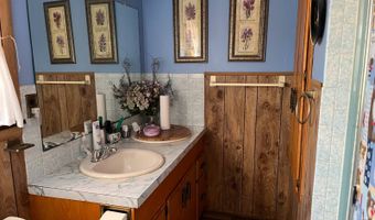 2452 S Carr Pen Rd, Atoka, OK 74525