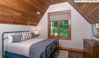 95 Autumn Blaze Ct, Banner Elk, NC 28604