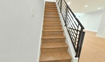 308 FOUNTAIN St, Philadelphia, PA 19128