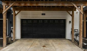 2949 Aughton Rd, Ann Arbor, MI 48105