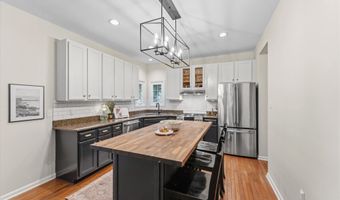 42869 NASHUA St, Ashburn, VA 20147