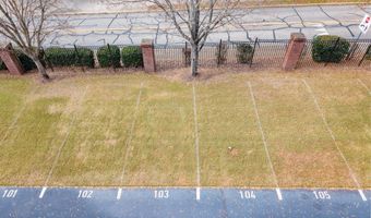 225 Oak St 104, Athens, GA 30605