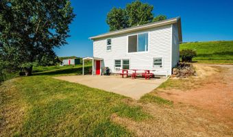 28 S Rail Rd, Banner, WY 82832