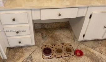 3701 N Country Club Dr 706, Aventura, FL 33180