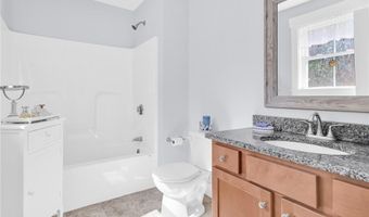 12 Park Ave 3, Narragansett, RI 02882