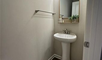 126 Auburn Crossing Dr, Auburn, GA 30011