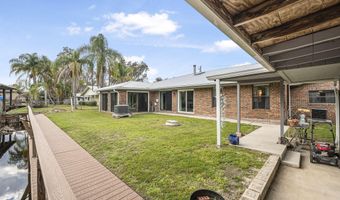 1511 Riveredge Ct, Astor, FL 32102