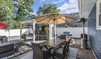745 Halliard Ave, Beachwood, NJ 08722