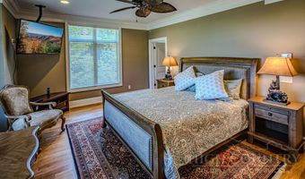 214 Pasture Ln, Banner Elk, NC 28604