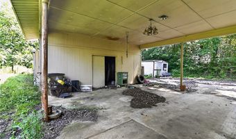315 4th Ave NE, Aliceville, AL 35442