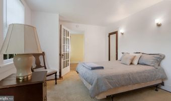 1081 WYNNWOOD Rd, Abington, PA 19001