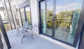 124 Court St 303, Bay St. Louis, MS 39520