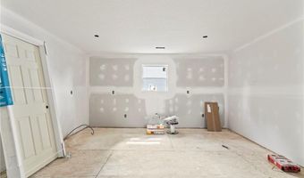 220 North St, Austin, IN 47102