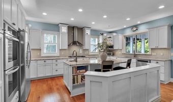 188 Reist St, Amherst, NY 14221
