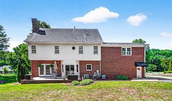 745 Newbern Ave, Asheboro, NC 27205