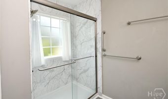 102 Meadow Creek Dr, Athens, GA 30605