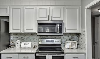 106 Glen Cove Rd, Brandon, MS 39047