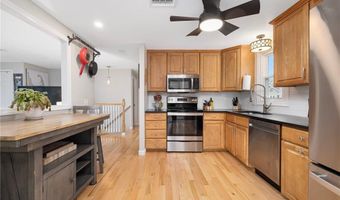 118 Pettee Ave, North Kingstown, RI 02852
