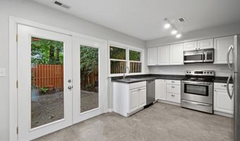 2 JANWALL Ct, Annapolis, MD 21403