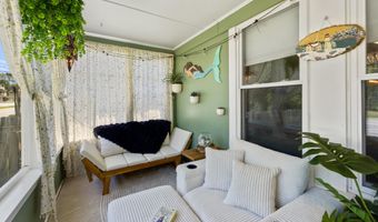 788 Union St, Bangor, ME 04401