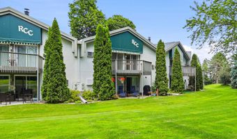 1001 S ONEIDA St 2E, Appleton, WI 54915