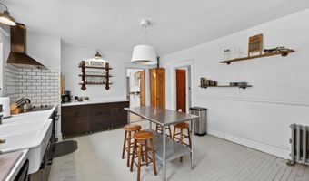 92 Pinewood Ave, Bethlehem, NH 03574