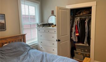 35 Elm St B, Newport, RI 02840
