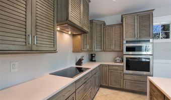 113 MAPLE Ave, Anna Maria, FL 34216