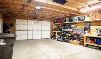 12 W Eden Ct, Ann Arbor, MI 48108