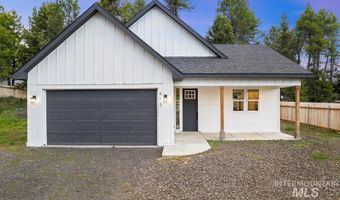 412 Antonette Cir, Cascade, ID 83611