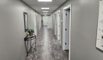 6472 Farmdale Rd, Barboursville, WV 25504