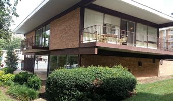 2600 INDIAN Dr 2B, Alexandria, VA 22303