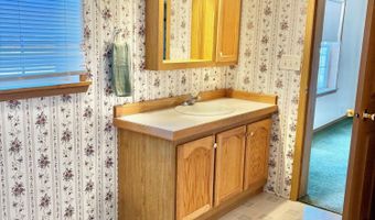 18 Heather Ln, Alfred, ME 04002