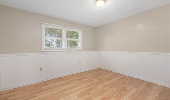 29 Pepper Bush Trl, Narragansett, RI 02874