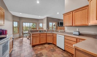 596 Vaughn Trl, Akron, OH 44319
