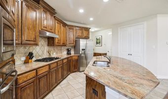 8316 Lindsay Gdns, The Colony, TX 75056