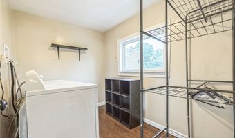 2318 Eccles St, Airville, PA 15210