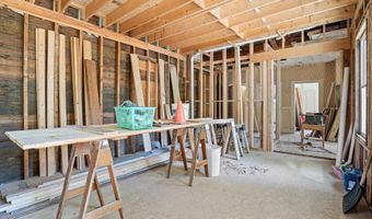 31 Bath St, Bath, ME 04530