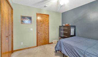 952 Three Rod Rd, Alden, NY 14004