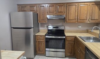55 Mill Plain Rd 26-9, Danbury, CT 06811