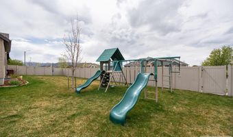 890 Dell Rd, Chubbuck, ID 83202