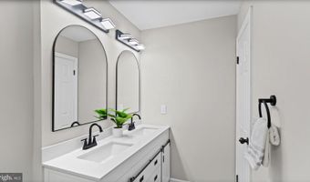 3660 MARPAT Dr, Abingdon, MD 21009