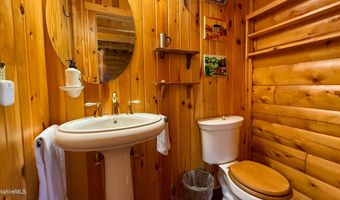 233 Algerie Rd, Becket, MA 01223